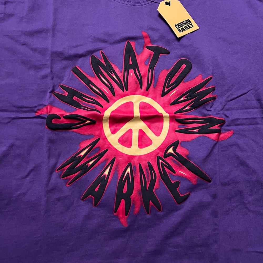 CHINATOWN MARKET "Smack" Purple Puff Print S/S Shirt MEDIUM NWT CTM - Picture 2 of 7